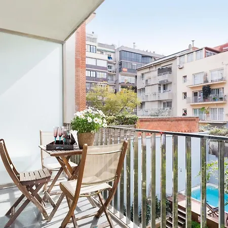 - Sarria Near Center *