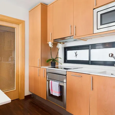 - Sarria Near Center Apartment *