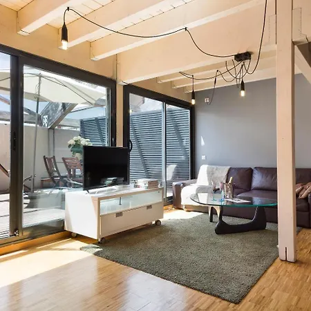 - Sarria Near Center Apartment *