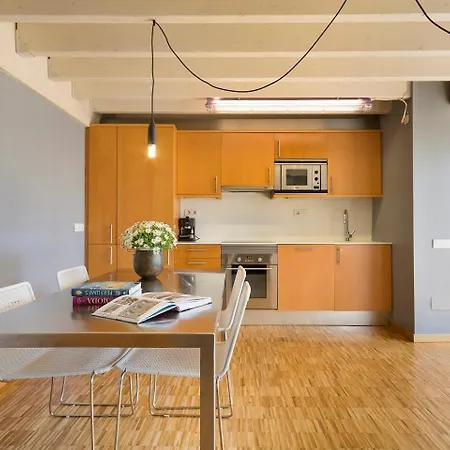- Sarria Near Center Apartment *
