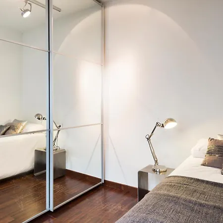 - Sarria Near Center * Barcelona